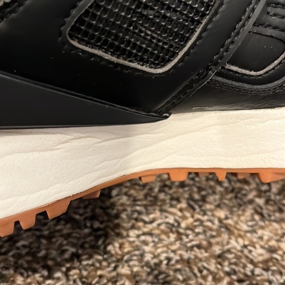 Fila sneakers size 10 - Picture 8 of 8